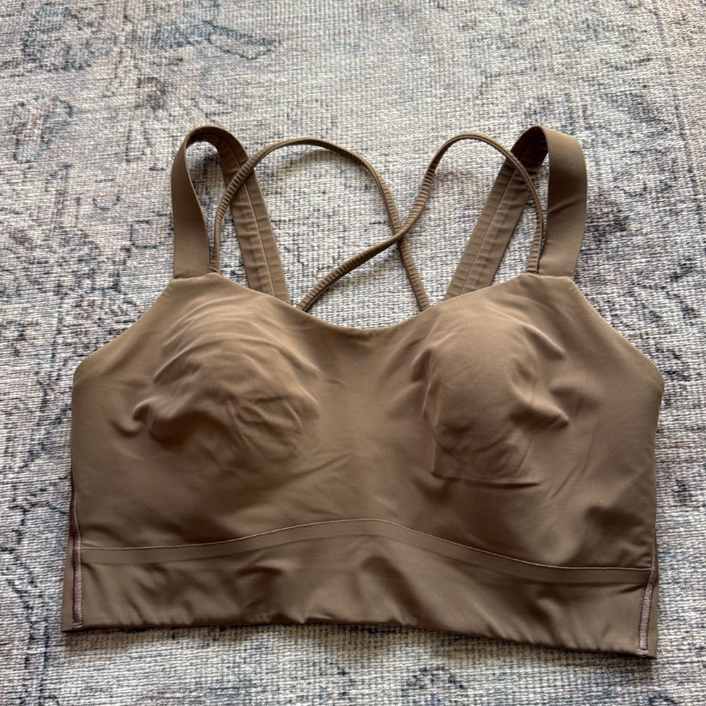 Lululemon Like a Cloud Bra C/D cup size 8. Walnut brown.